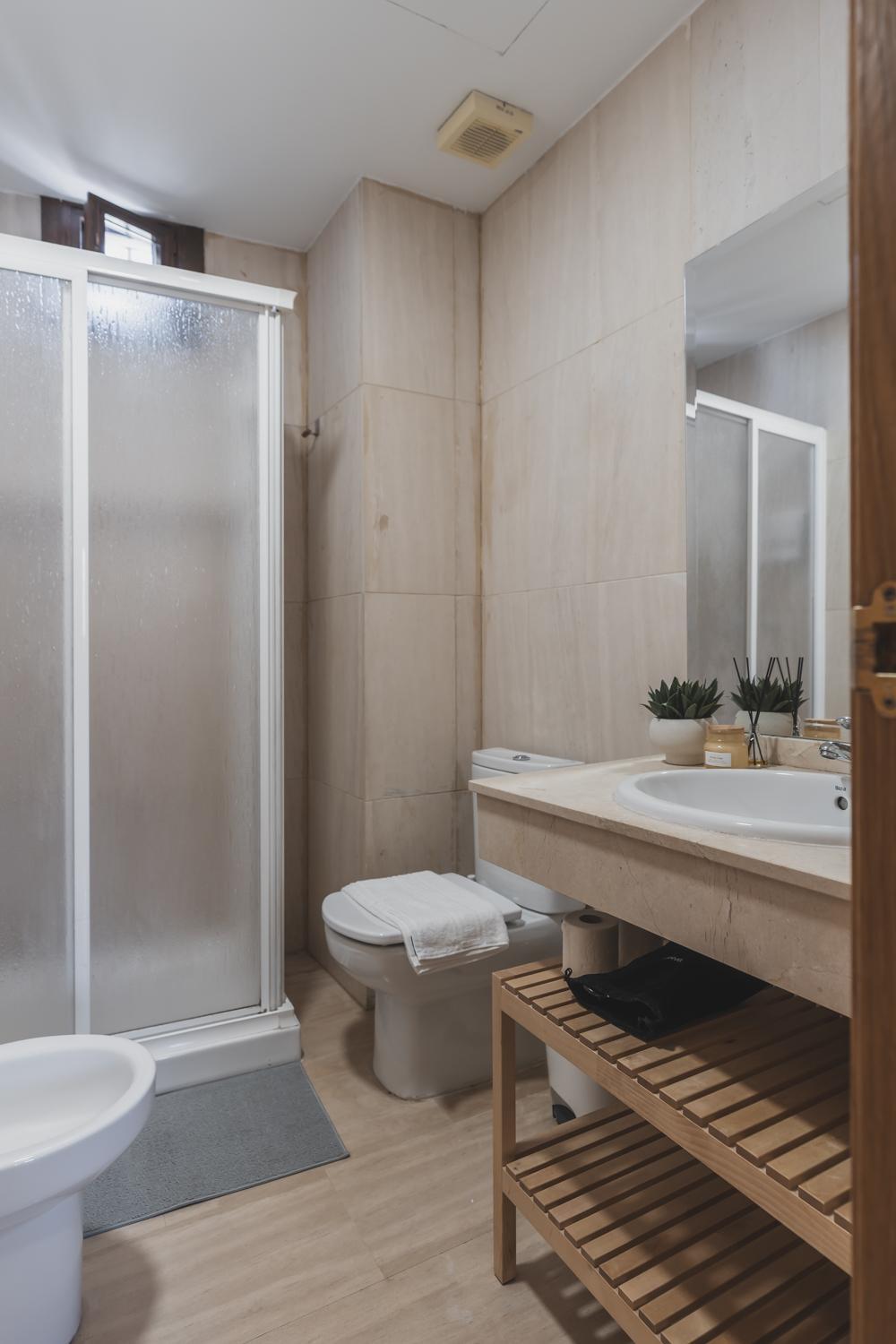 Tuguest Palacio De Los Jeronimos Apartments Гранада Екстериор снимка